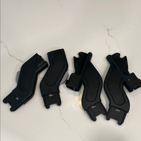 Uppababy upper and lower attachments - Picture 1 of 1